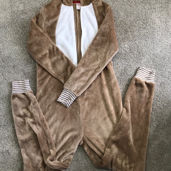 North Pole trading company rudolph pajamas - Picture 4 of 6